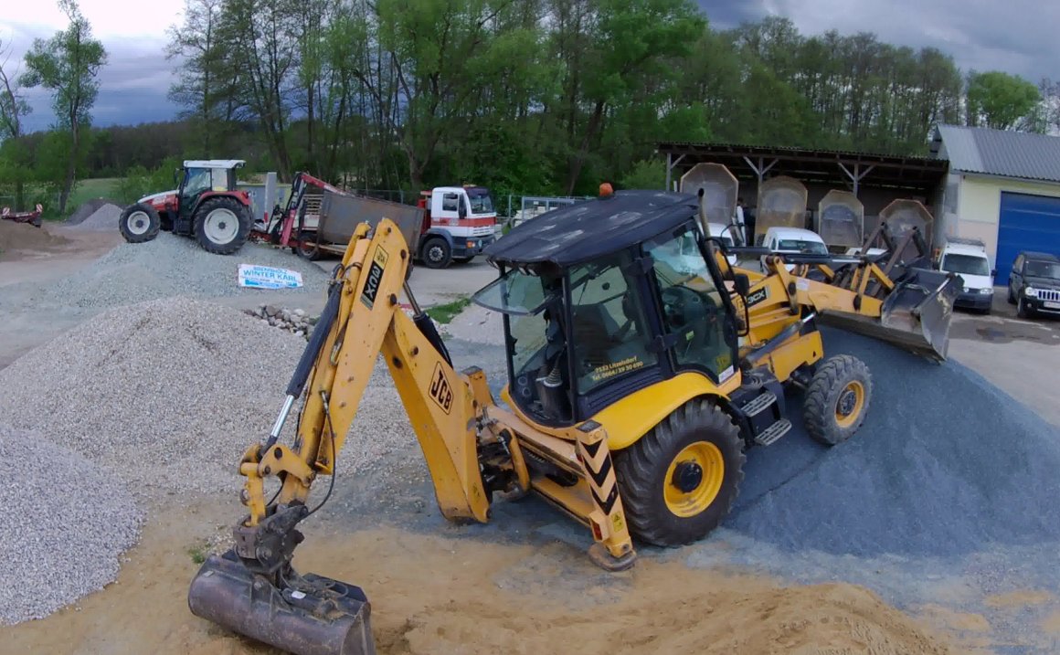 earthworks team excavator